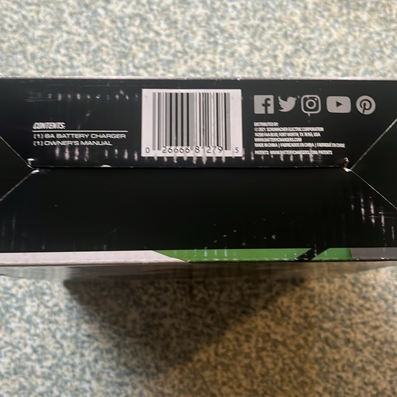 NIB Rapid Battery Charger - Picture 3 of 3